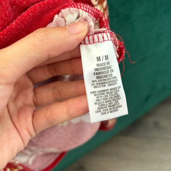 Aeropostale long sleeve wrap front red floral bodysuit, M - Picture 3 of 4